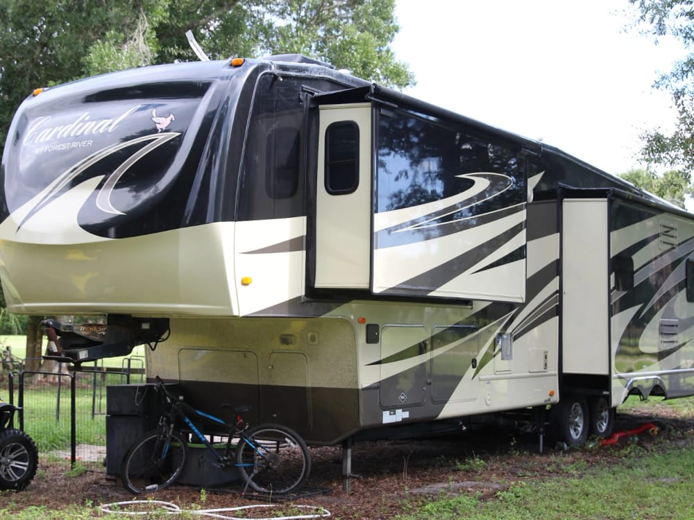 Cardinal by Forest River fifth wheel after a full exterior wash